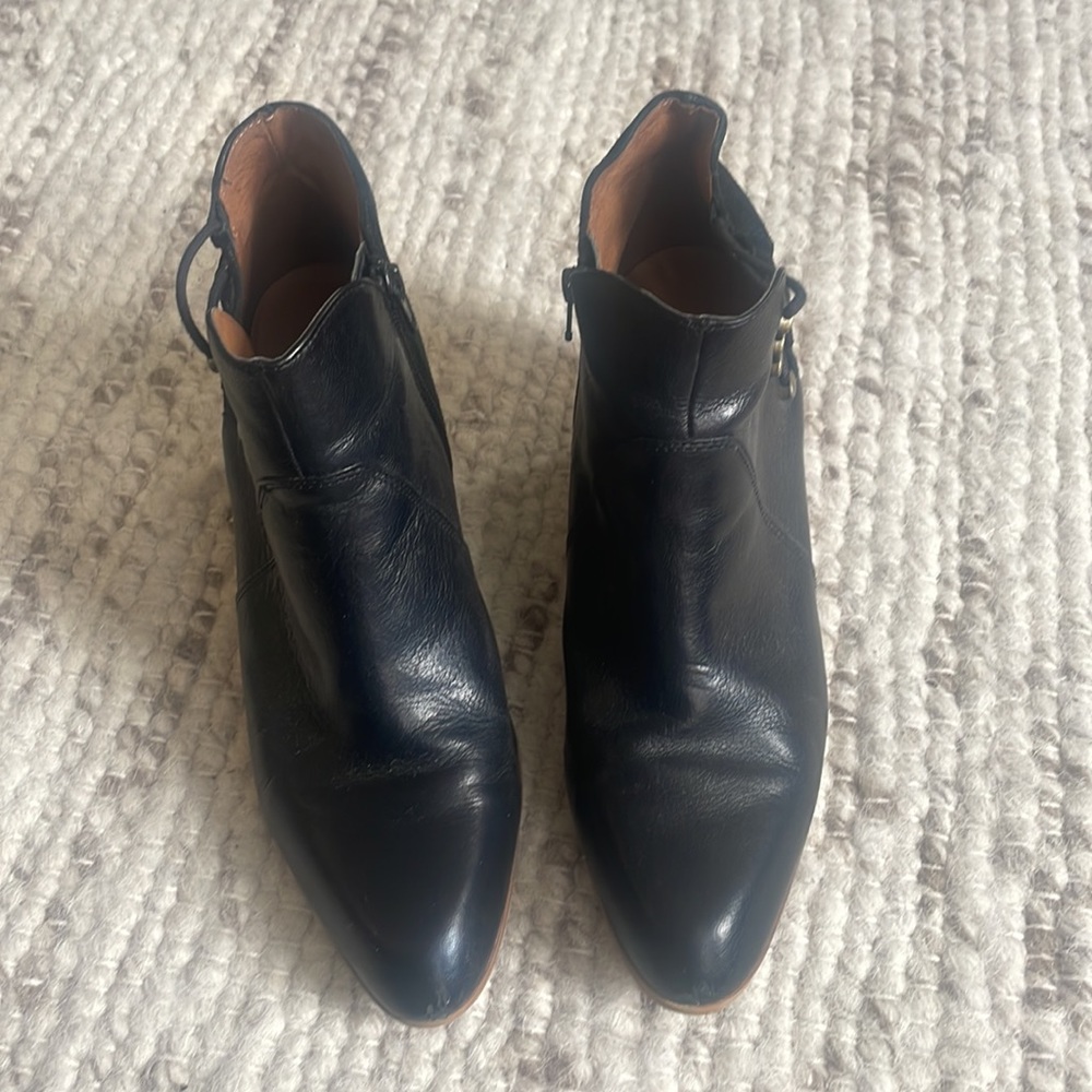 Aldo Leather Booties - Picture 2 of 4